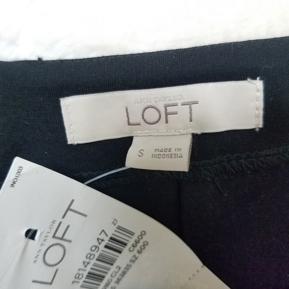 LOFT Black Brocade Lace Lined Skirt Small - Picture 3 of 4